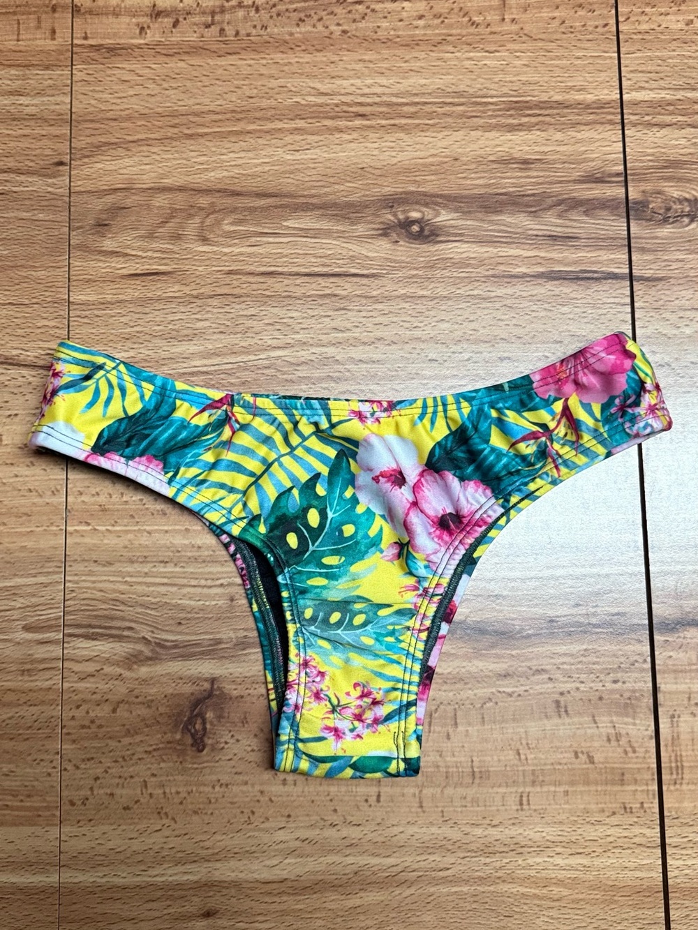 Women’s Tropical Floral Bikini Bottoms in Yellow & Green Swimwear